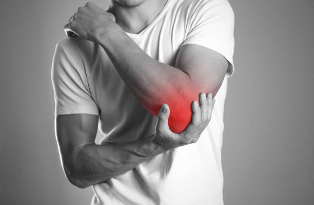 Tennis Elbow Symptoms, Diagnosis, Treatment &amp; Prevention