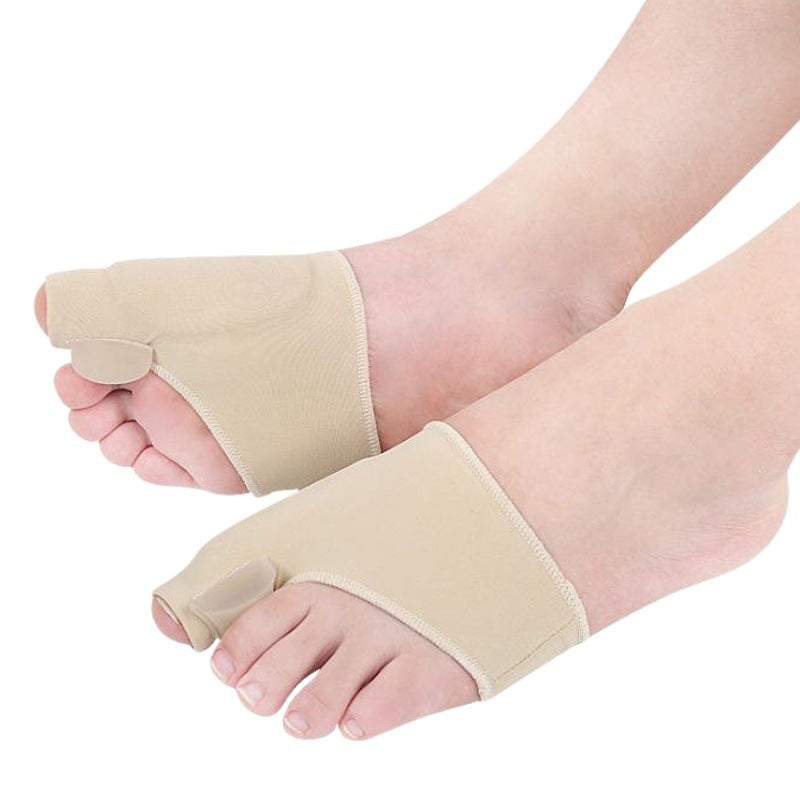Illustration of bunion support sleeve shape and toe separator placement